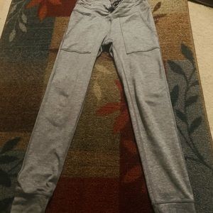 Leggings with pockets size S.